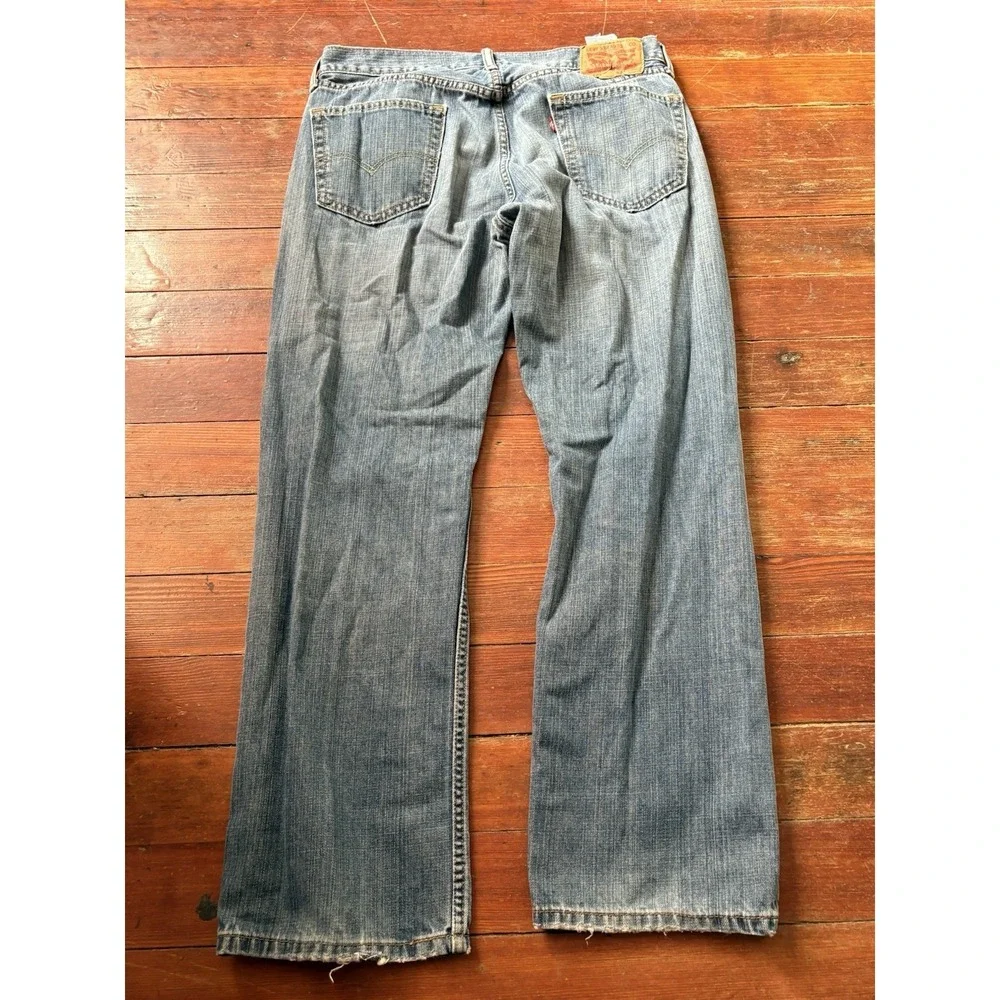 Levis levi 559